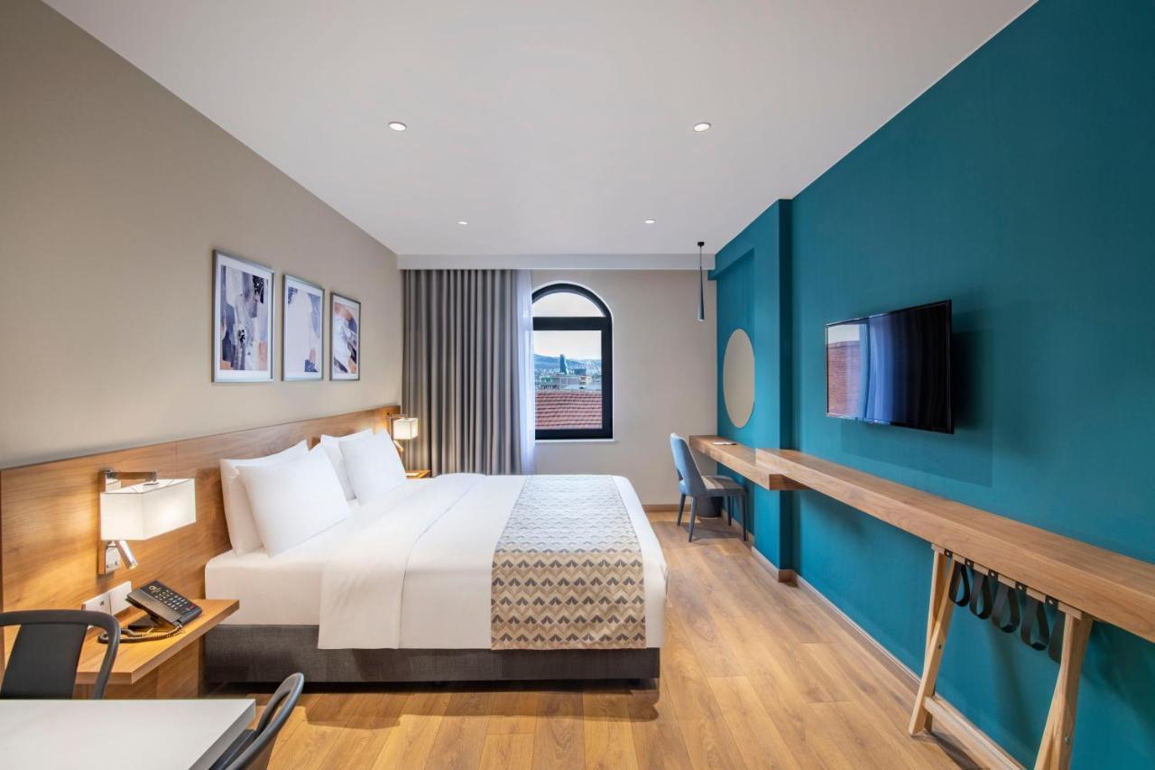 Clocks Hotel 4*